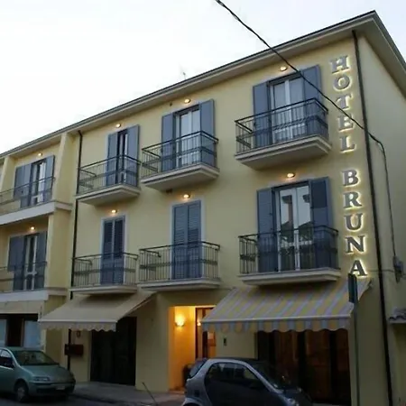 Hotel Bruna-3