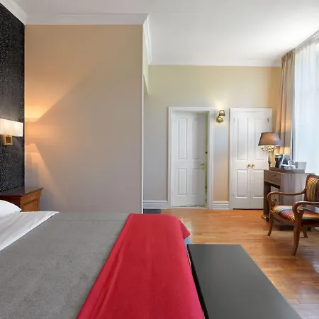 Hotel Bonaparte-2