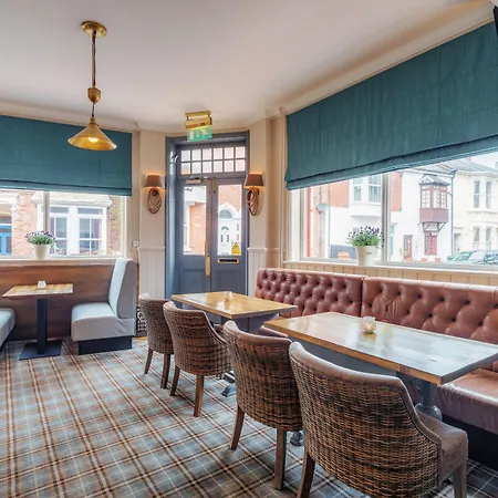 Somerset House Boutique Hotel And Restaurant-3