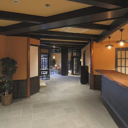 Kyomachiya Ryokan Sakura Urushitei-2