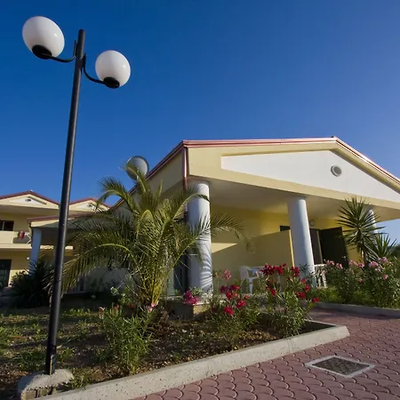 Villaggio Piano Grande-3