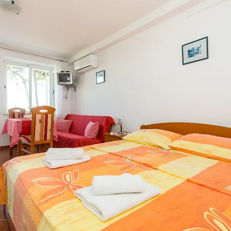 Guesthouse Home Sweet Home-3