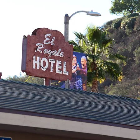 El Royale Gardens Near Universal Studios-3