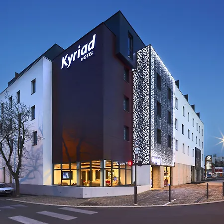 Kyriad Troyes Centre-2