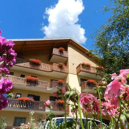 Cimon Dolomites Hotel-2