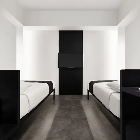 Hotel Mono-3
