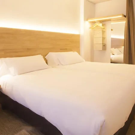 Hotel A Pamplona-3