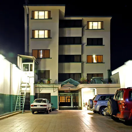 Hotel Yanuncay-2