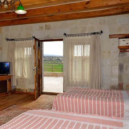 Seki Cave Hotel, Wake Up To Hot Air Balloons-3