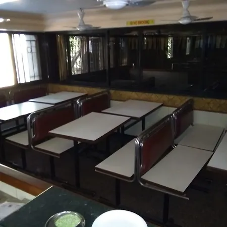Hotel Rajshree-3