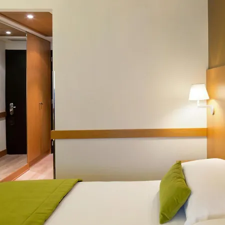 Starhotels Tourist-3