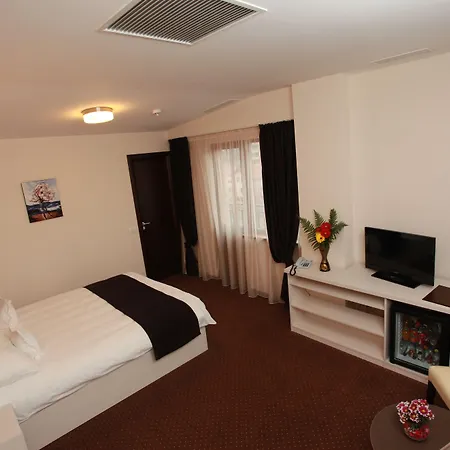 West Plaza Hotel-2