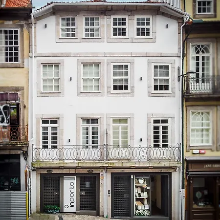 In Porto Gallery Guesthouse-3