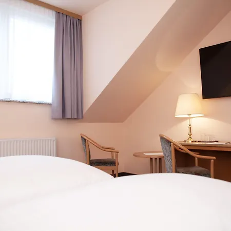 Hotel Lonac-2