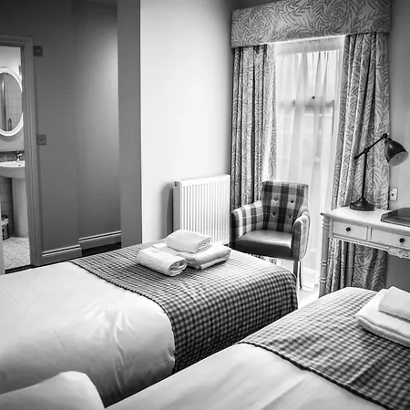 The Walhampton Arms-3