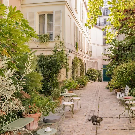 Hotel Des Grandes Ecoles-3