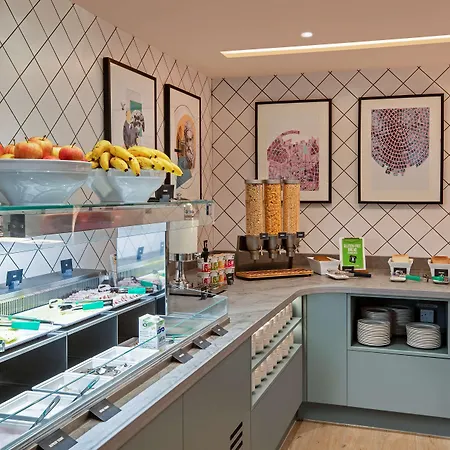 Hampton By Hilton Bath City-3