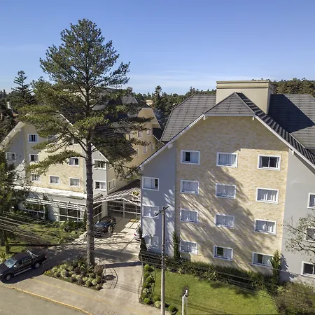 Sky Premium Hotel Gramado - Ótima Localização-3