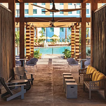 Universal'S Endless Summer Resort - Dockside Inn And Suites-3
