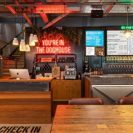 Brewdog Doghouse Edinburgh-3