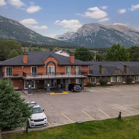 Northwinds Hotel Canmore-2