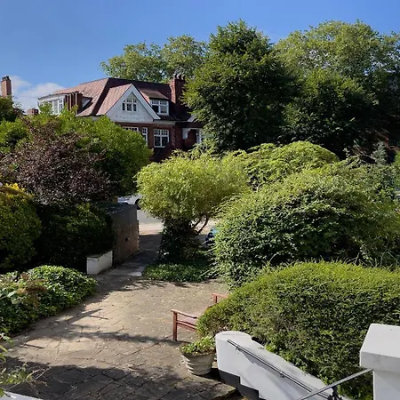 Best Western Swiss Cottage Hotel-2