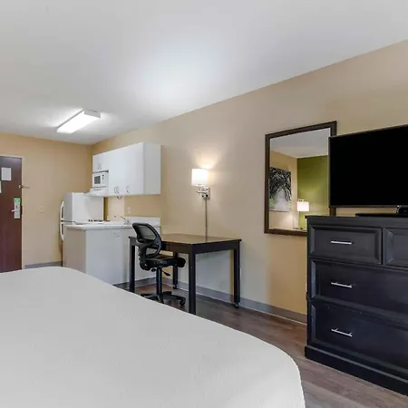 Studio 6 Extended Stay Milwaukee Brookfield Wi-3