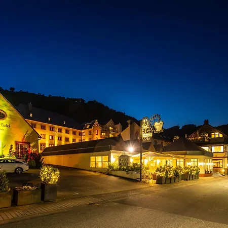 Schloss-Hotel Petry-3