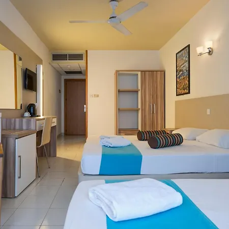 Canifor Hotel-2