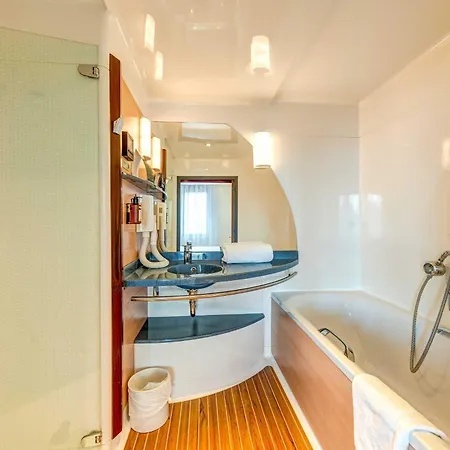 B&B Home Paris Nord 18Eme-3