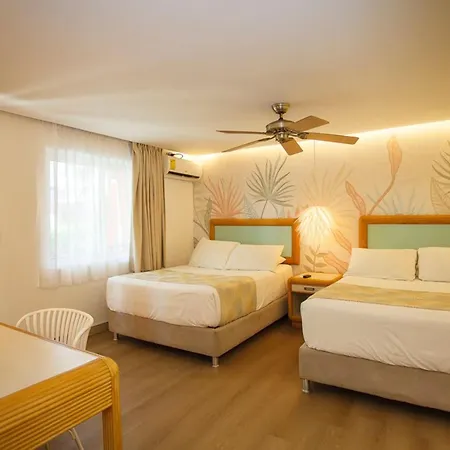 Hotel Cocoplum Beach-2