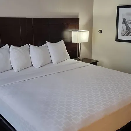 Travelodge By Wyndham Trois-Rivieres-2