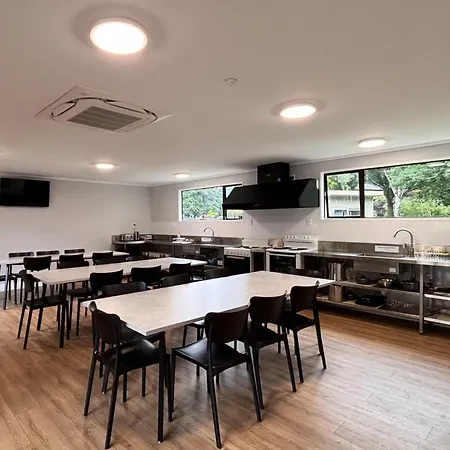 Hampshire Holiday Parks - Arrowtown-3