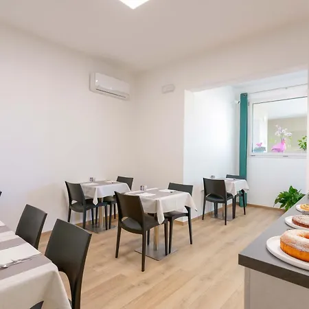 Admayora Guest House-3