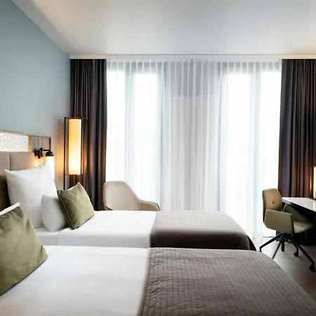Leonardo Royal Hotel Munich-2