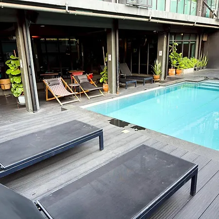 Hotel Ordinary Bangkok-2