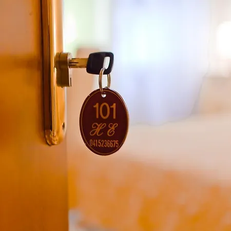 Hotel Henry-3