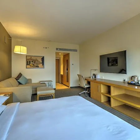 Hyatt Place Hyderabad Banjara Hills-3