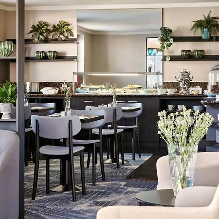 Crowne Plaza Bratislava By Ihg-3