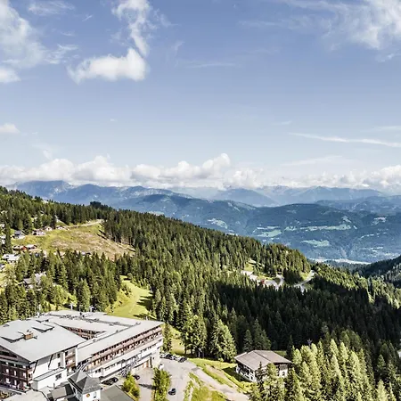 Falkensteiner Family Hotel Sonnenalpe-2