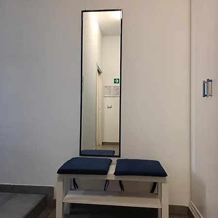 Adriatic Room 50 m dalla stazione Ferroviaria di Ciampino e dalla navetta aeroportuale-3