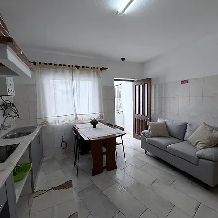 Lagos City Center Guest House & Hostel-2