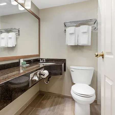 Best Western Colonel Butler Inn-2