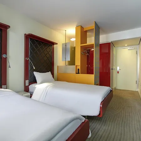 Ibis Styles Hotel Berlin Mitte-3