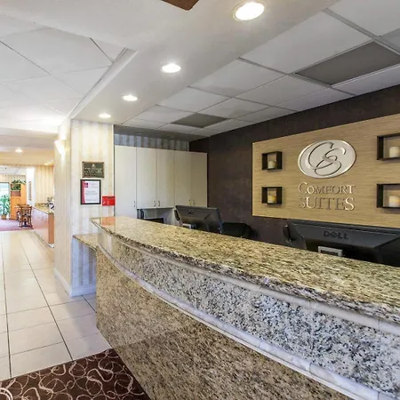 Comfort Suites Palm Desert I-10-3