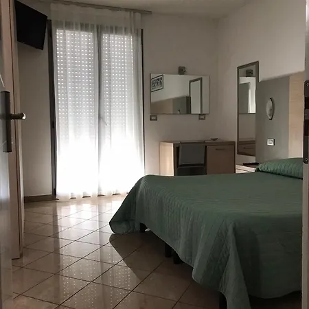 Hotel Etoile-3