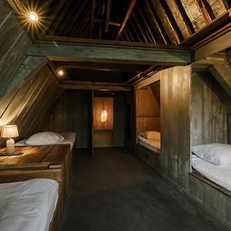 Hotel 1635-3