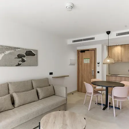 Aquasol Aparthotel-3