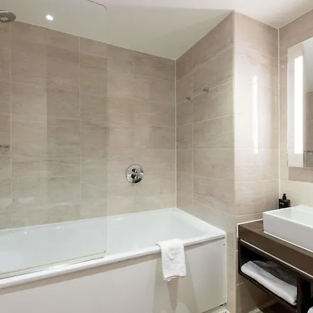 Mercure Edinburgh Haymarket-3