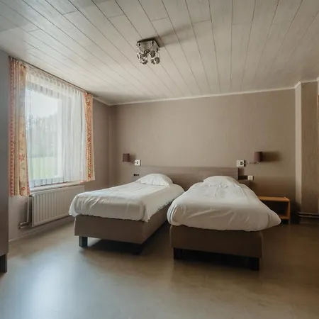 Hotel Saint-Hubert-2